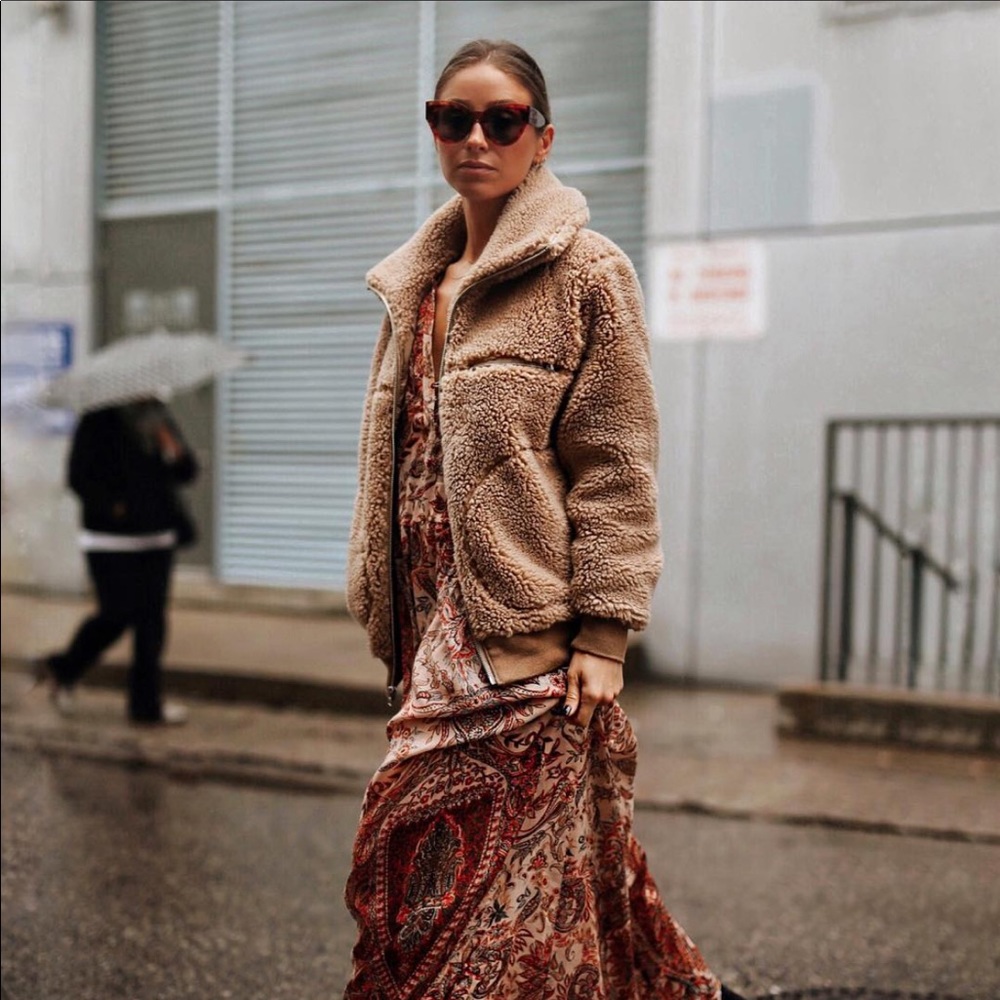 Aritzia sherpa bomber jacket